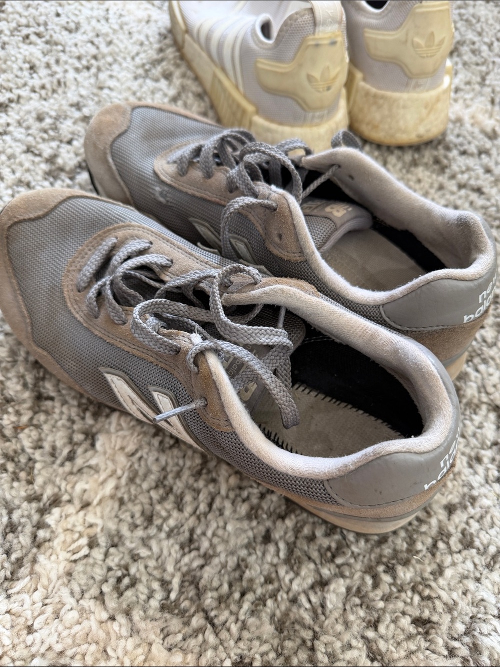 New Balance Men’s Gray Athletic Sneakers
